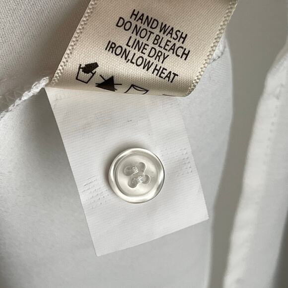 NWT Max Studio White Textured Puff Sleeve Blouse (2X) - Picture 8 of 9